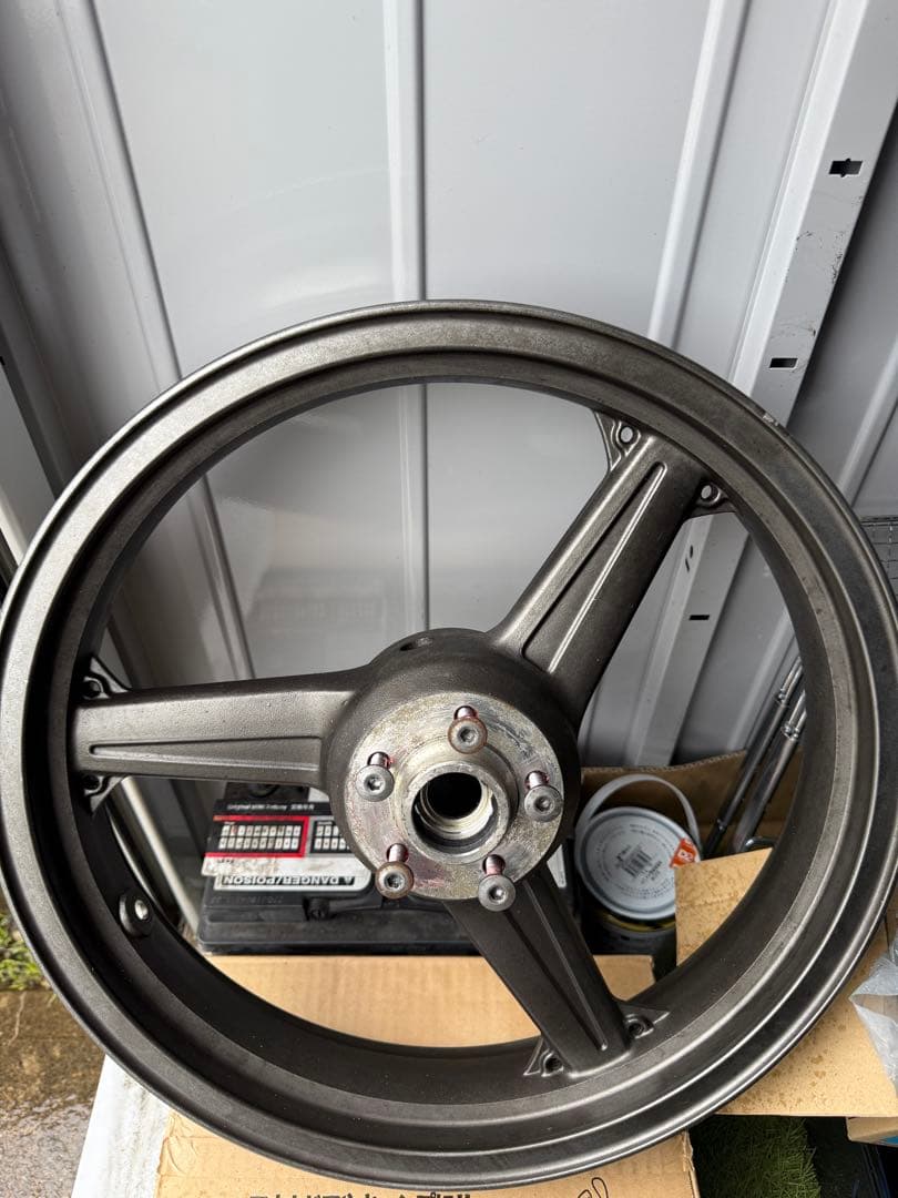 ゼファーχ 02年式　フロントホイール