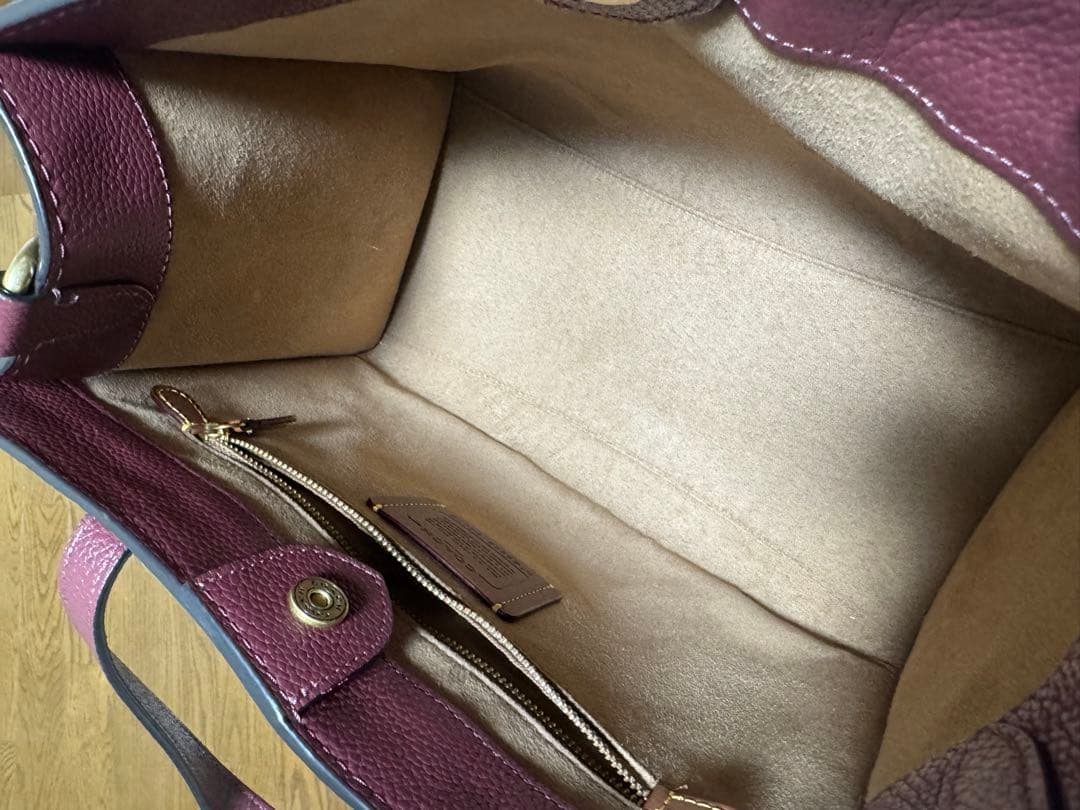 coach フィールド トート 30 カラーブロック ウィズ コーチ バッジ