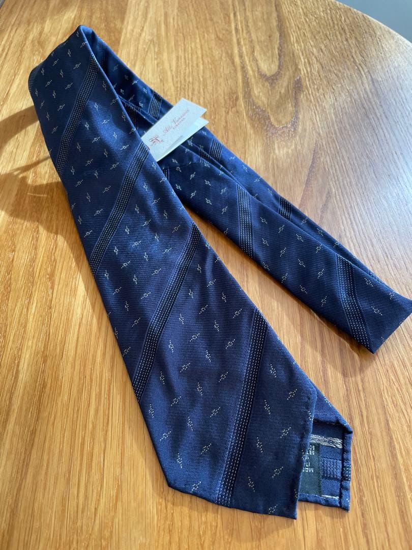 新品未使用アットヴァンヌッチ　セッテピエゲネクタイ Atto Vannucci