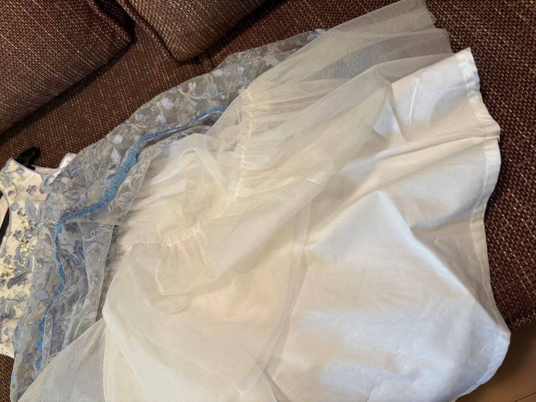 【試着のみ】mezzo piano メゾピアノ　ドレス　ワンピース　刺繍