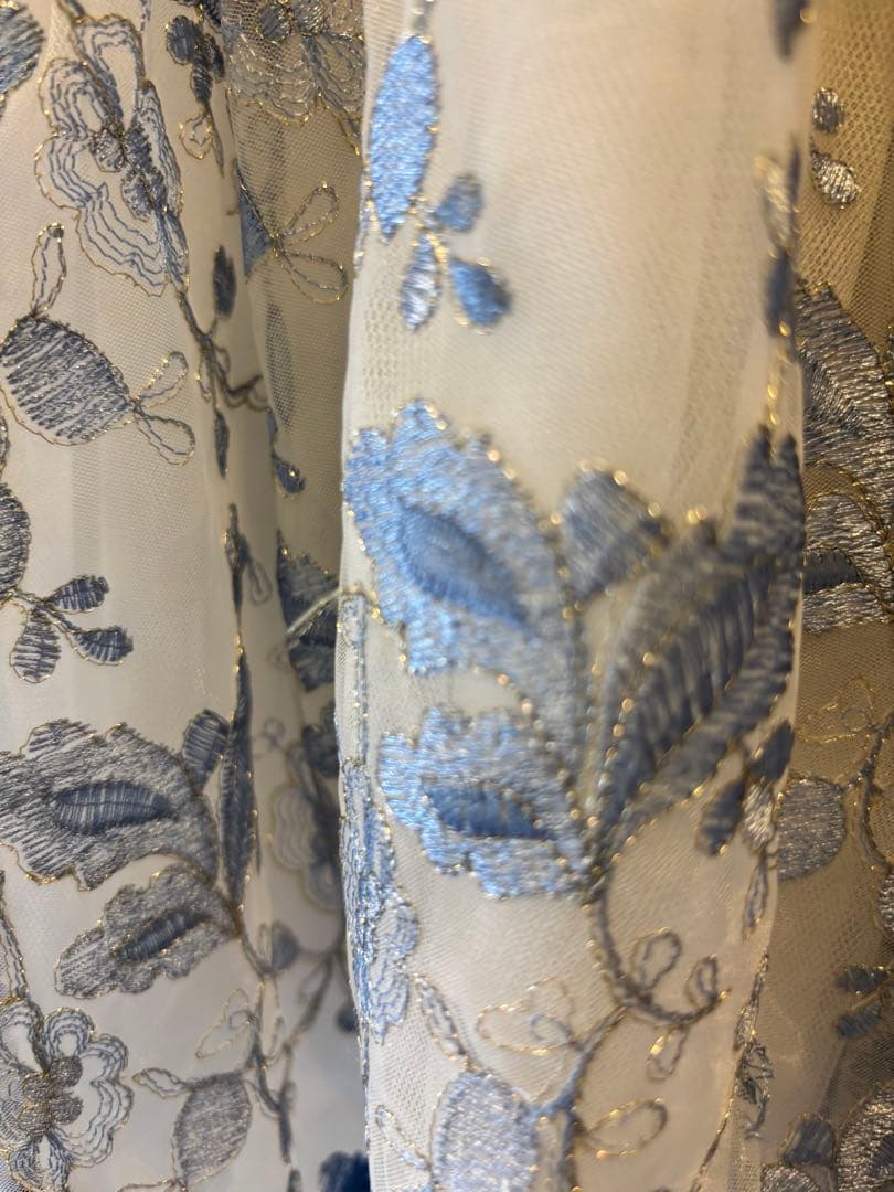 【試着のみ】mezzo piano メゾピアノ　ドレス　ワンピース　刺繍