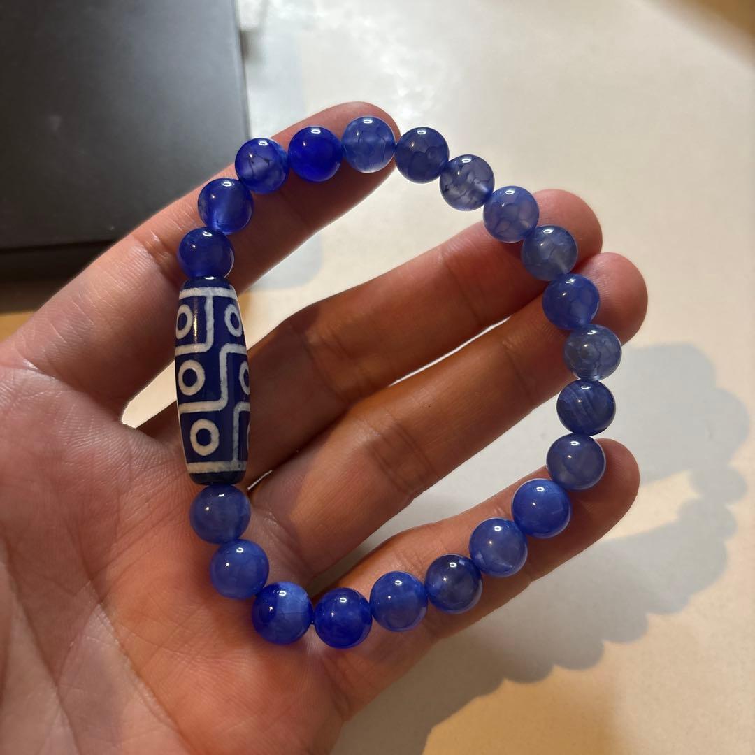 老玉髄逆！九眼天珠！すごいパワー！ズーンとくる！