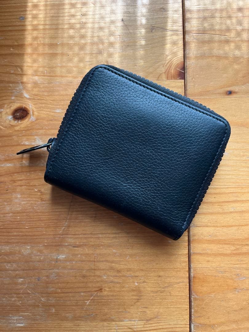 マルジェラ　ブラックレザー ミニ財布 ジッパー付き