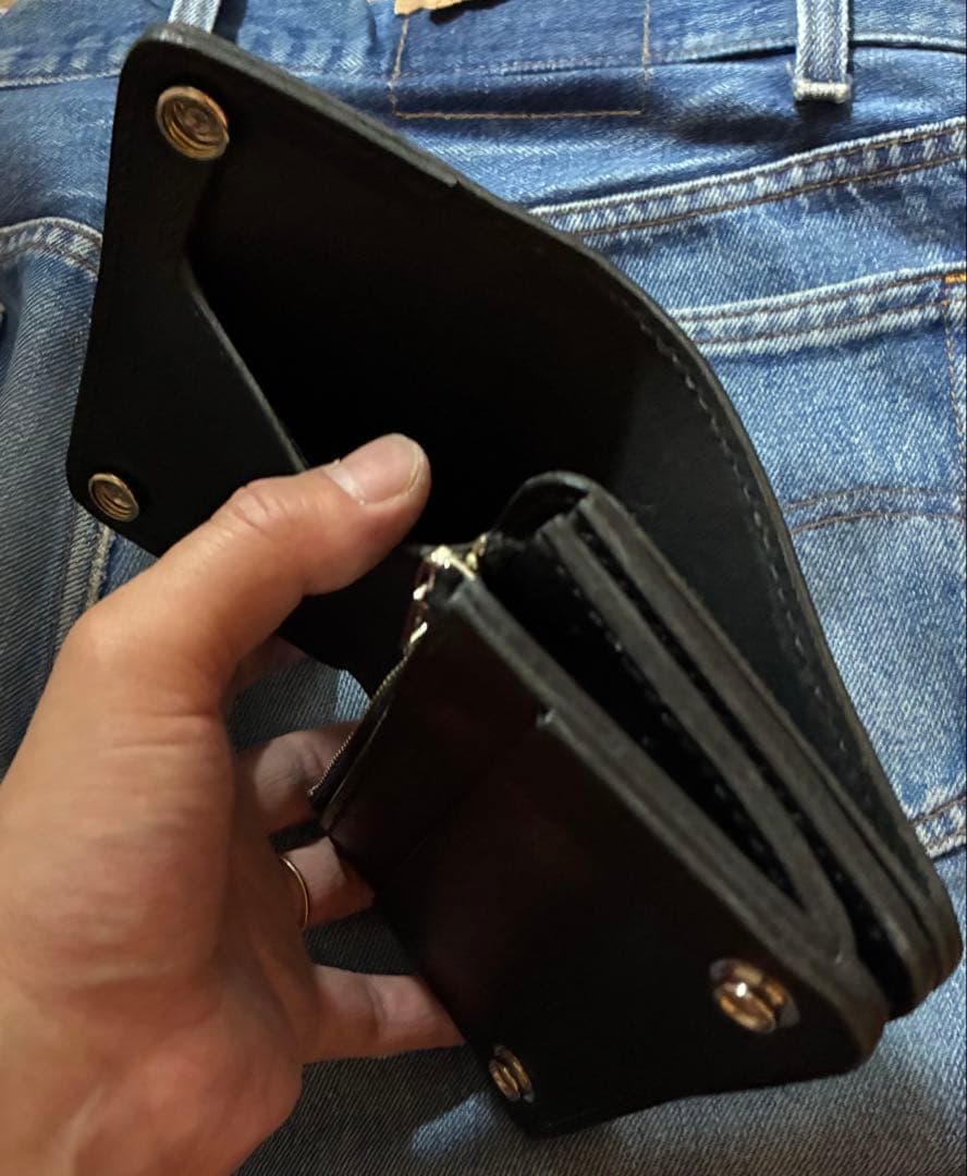 トラッカーウォレット　ミドル　シュリンク　ブラスゴールド