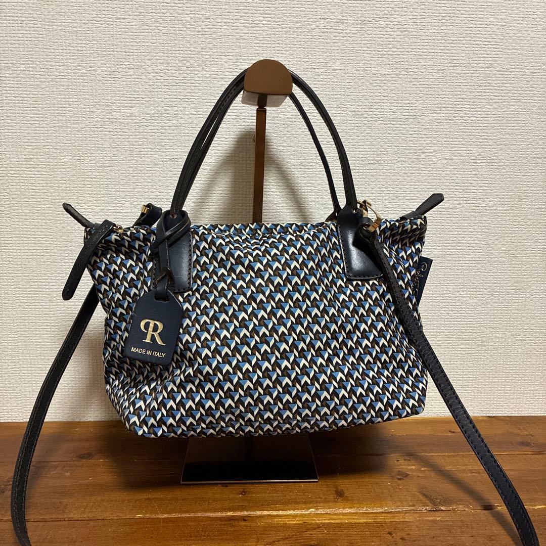 ROBERTA PIERI 斜め掛け　2WAY ロベルタピエリ ショルダーバッグ