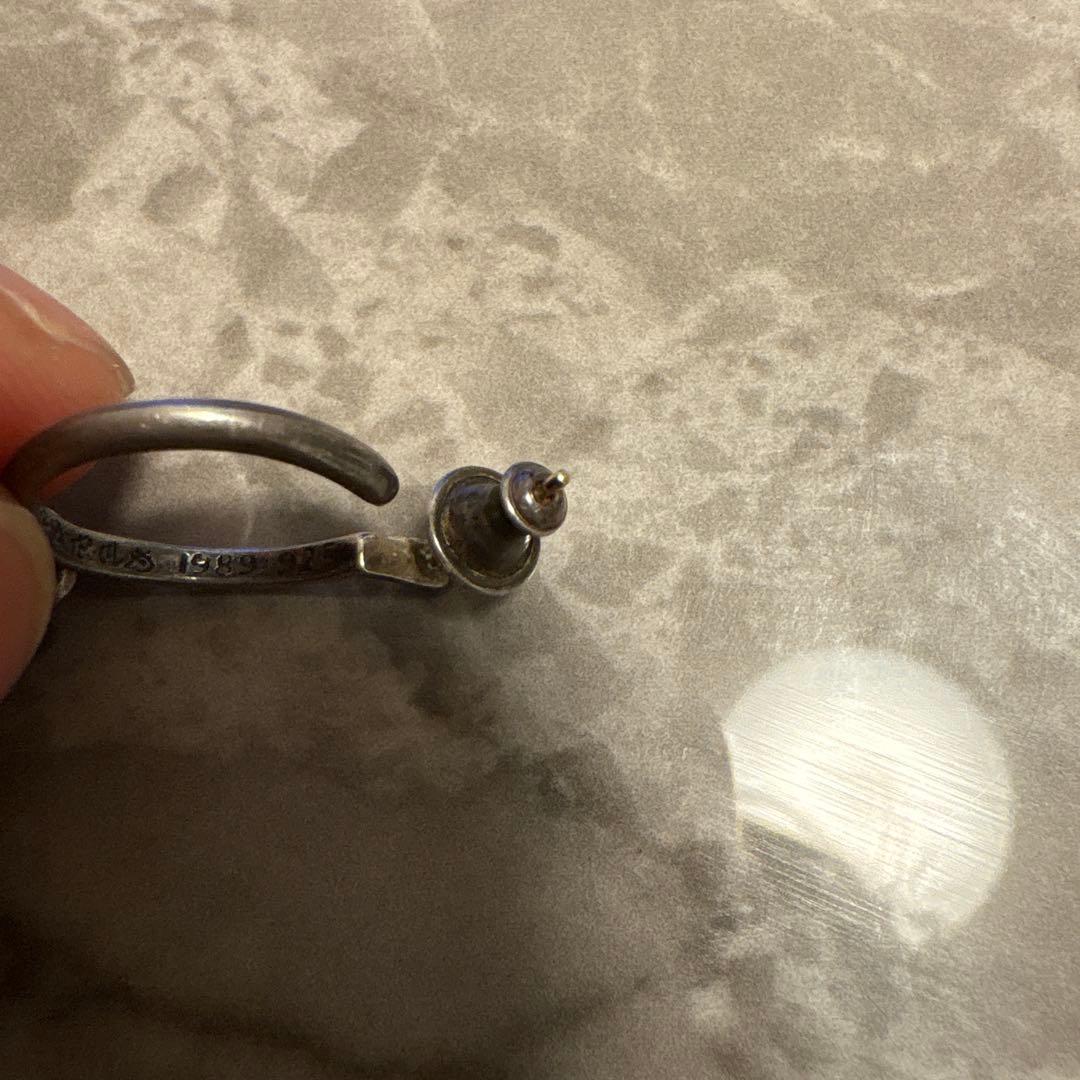 クロムハーツタイニーCHクロス フープイヤリング