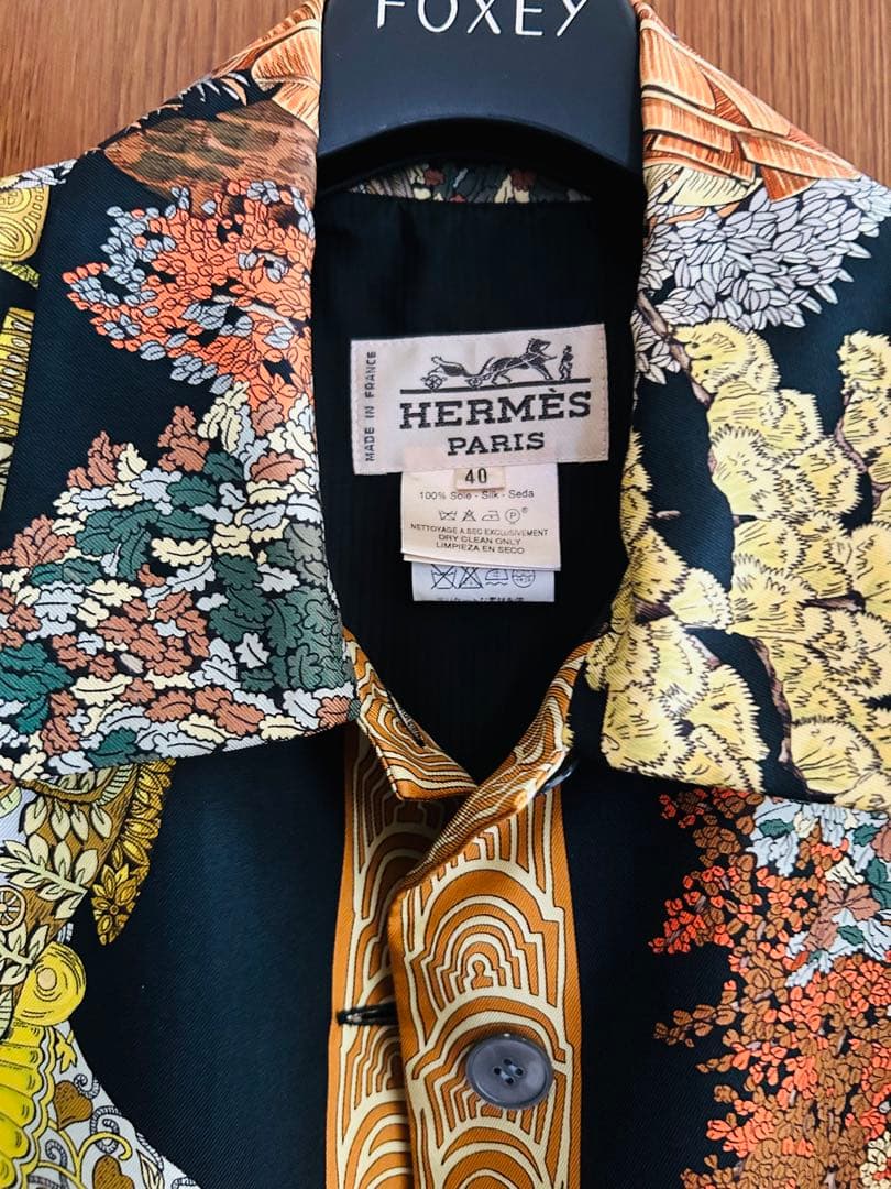 HERMES ジレ　エルメス　ベスト　シルク　マルジェラ　草木柄　ヴィンテージ