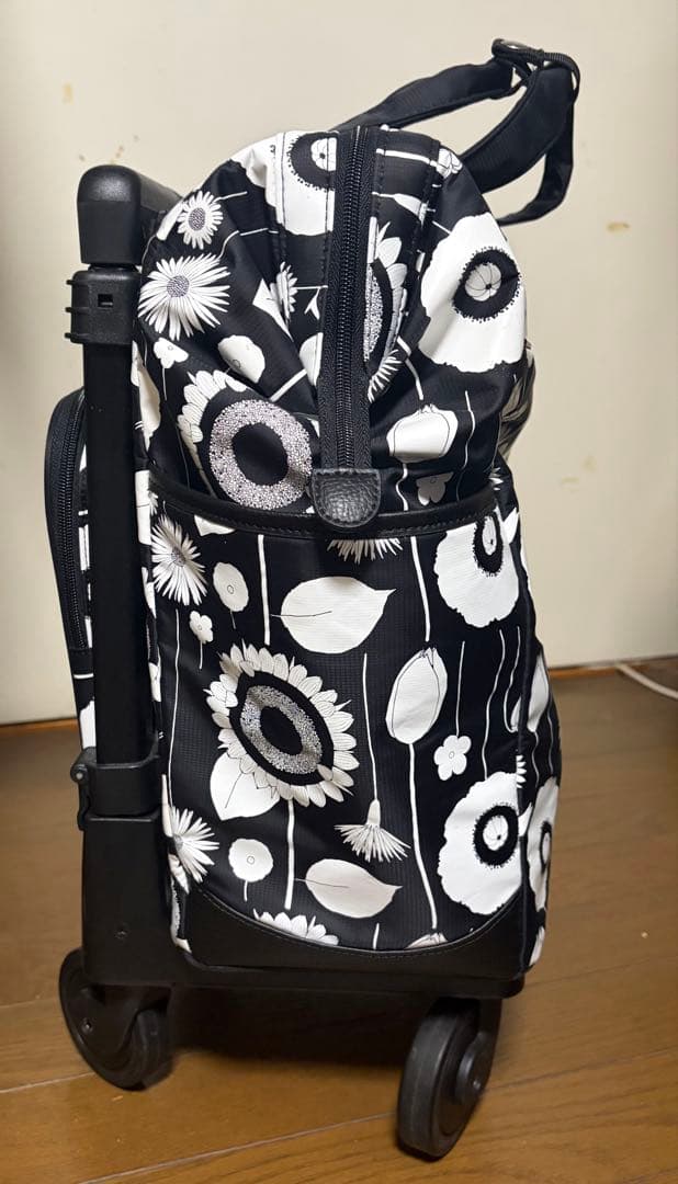 スワニー　キャリーバッグ　中原淳一　Mサイズ　ブラックXホワイト