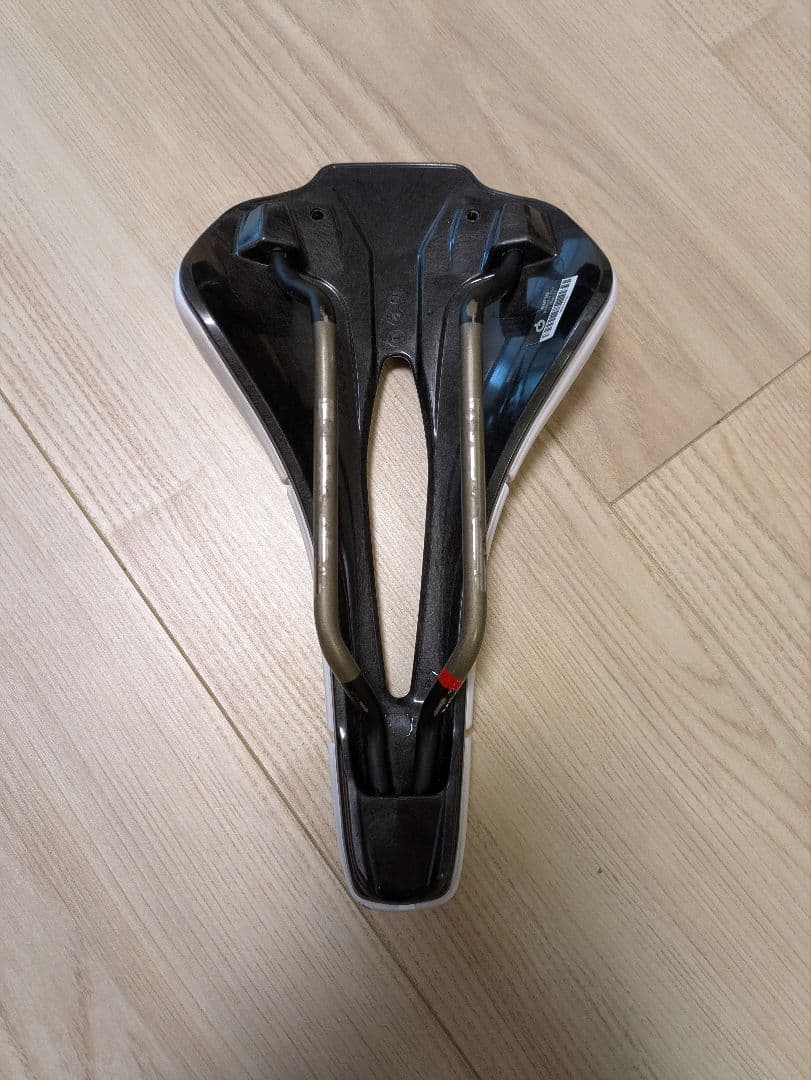 Prologo Scratch M5 PAS Ti-roxレール