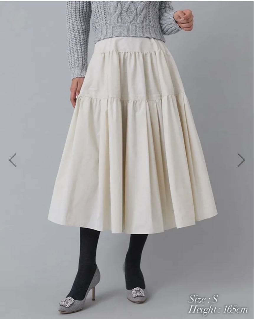 SEVEN TEN ソフトボーンタフタスカート　オフホワイト Sサイズ　美品