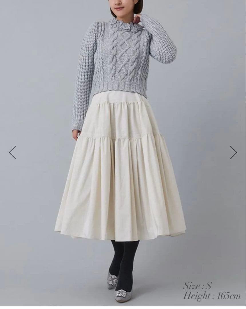 SEVEN TEN ソフトボーンタフタスカート　オフホワイト Sサイズ　美品