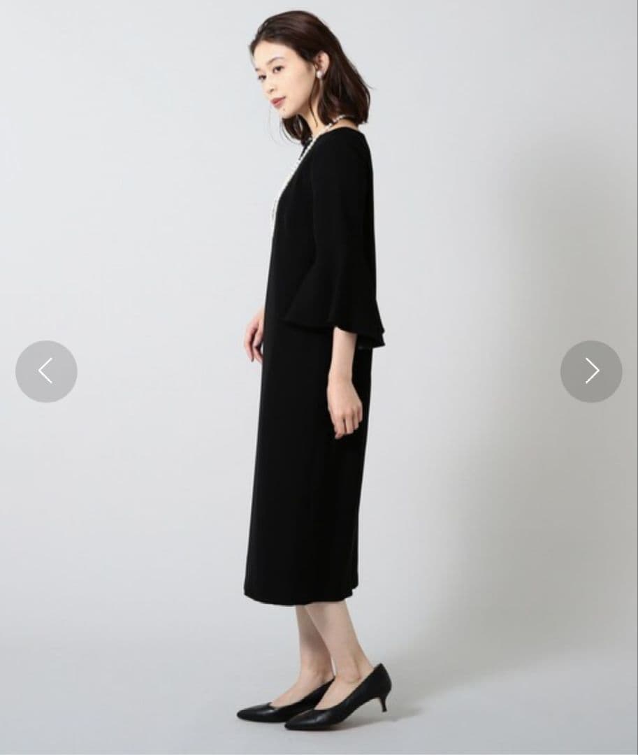 新品　大きいサイズ　アンタイトル　ミリオーネフリル袖ワンピース