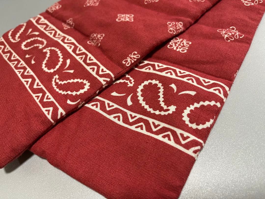 美品 メンズ LOEWE (ロエベ ) ペイズリー風バンダナ柄ストール