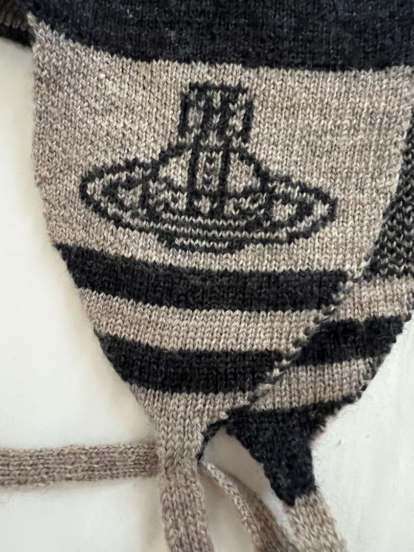 ★タグ付き★ 完美品 Vivienne Westwood 耳あて付き ニット帽