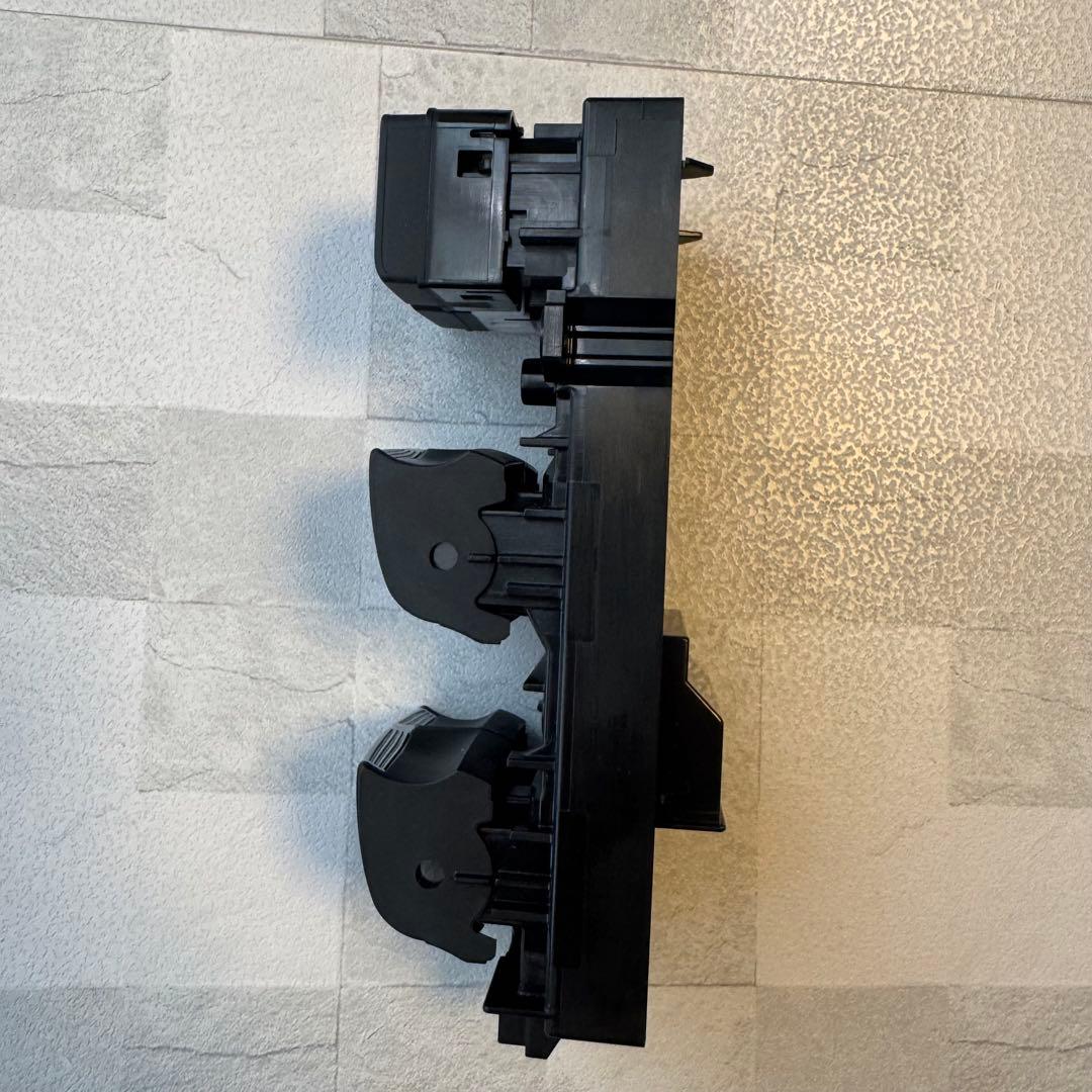 【美品】84040-12200　パワーウィンドウスイッチ　マスタースイッチ　純正