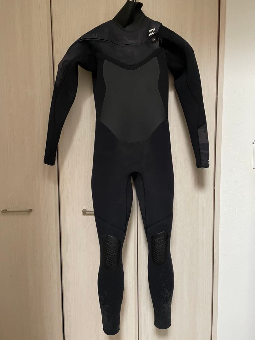 最終値下げ‼️ビラボンセミドライスーツ