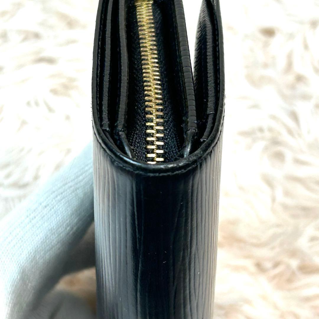 ルイヴィトン　エピ　ポルトモネビエ・トレゾール　ノワール　ブラック