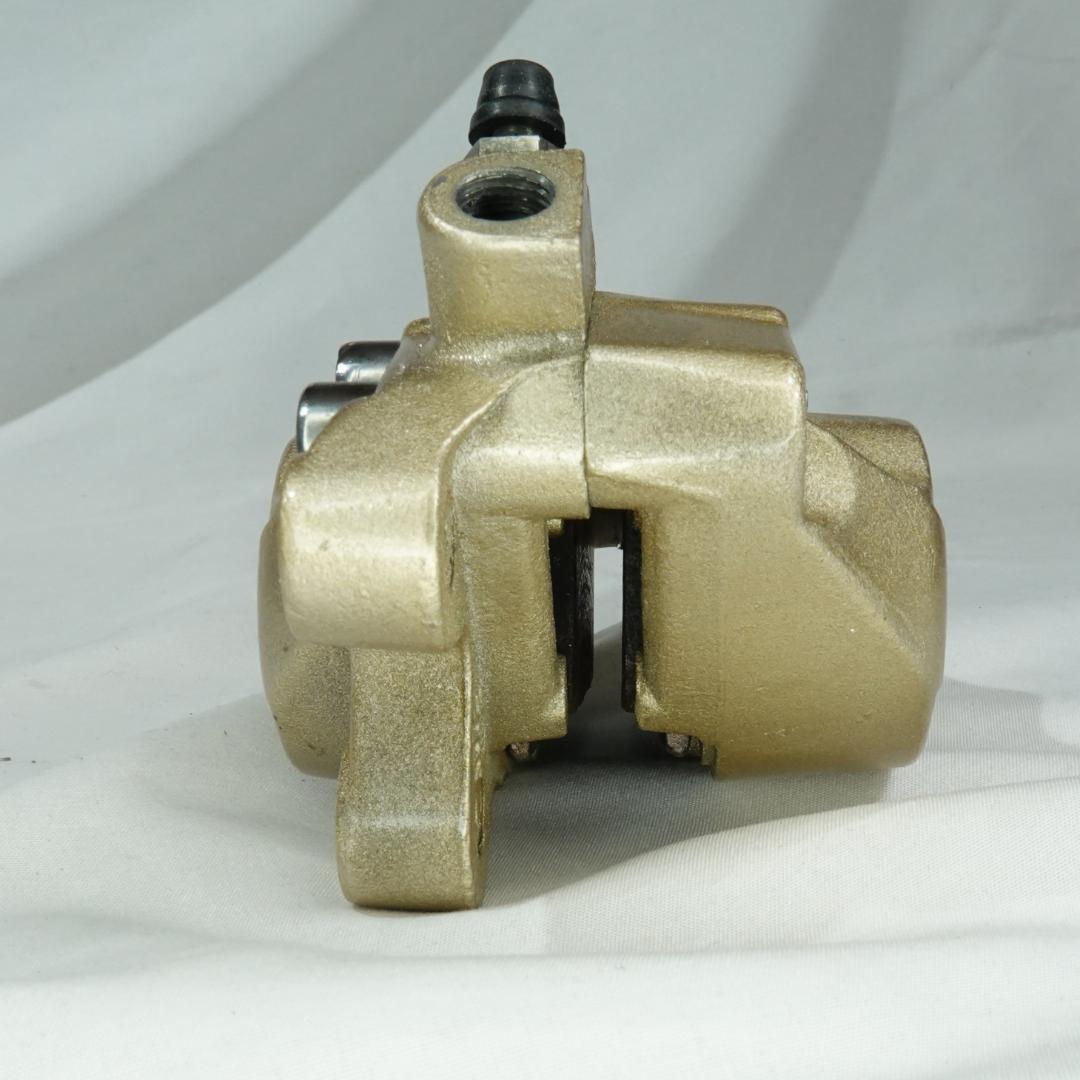 ブレンボ 40mmピッチ 4POT キャリパー 右用 中古再生品 正規品