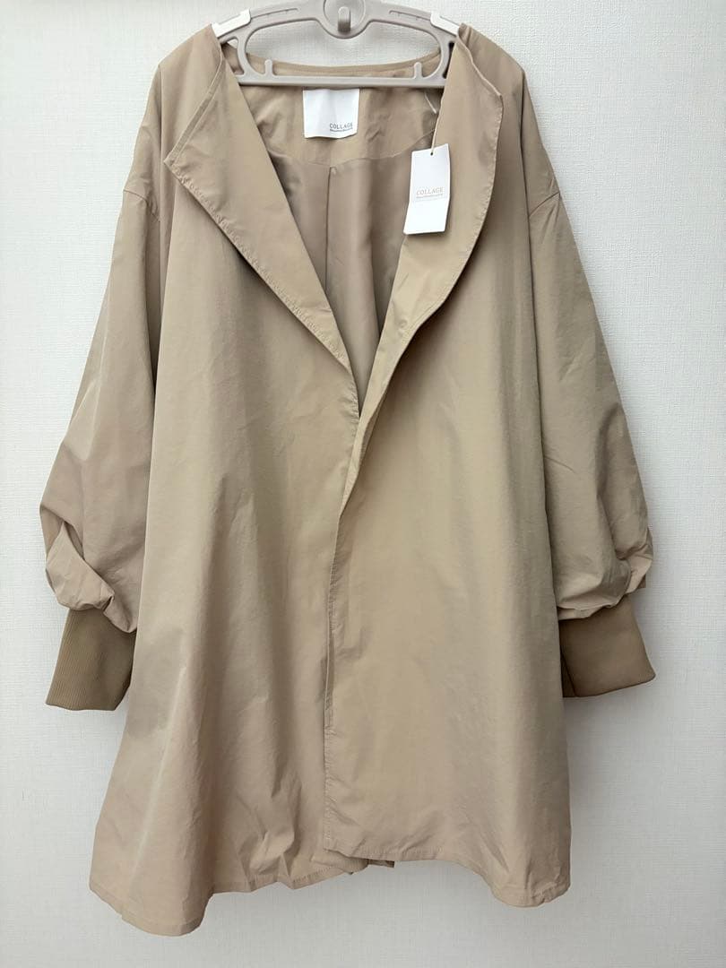 新品☆COLLAGE GALLARDAGALAN エアリーバックバルーンコート