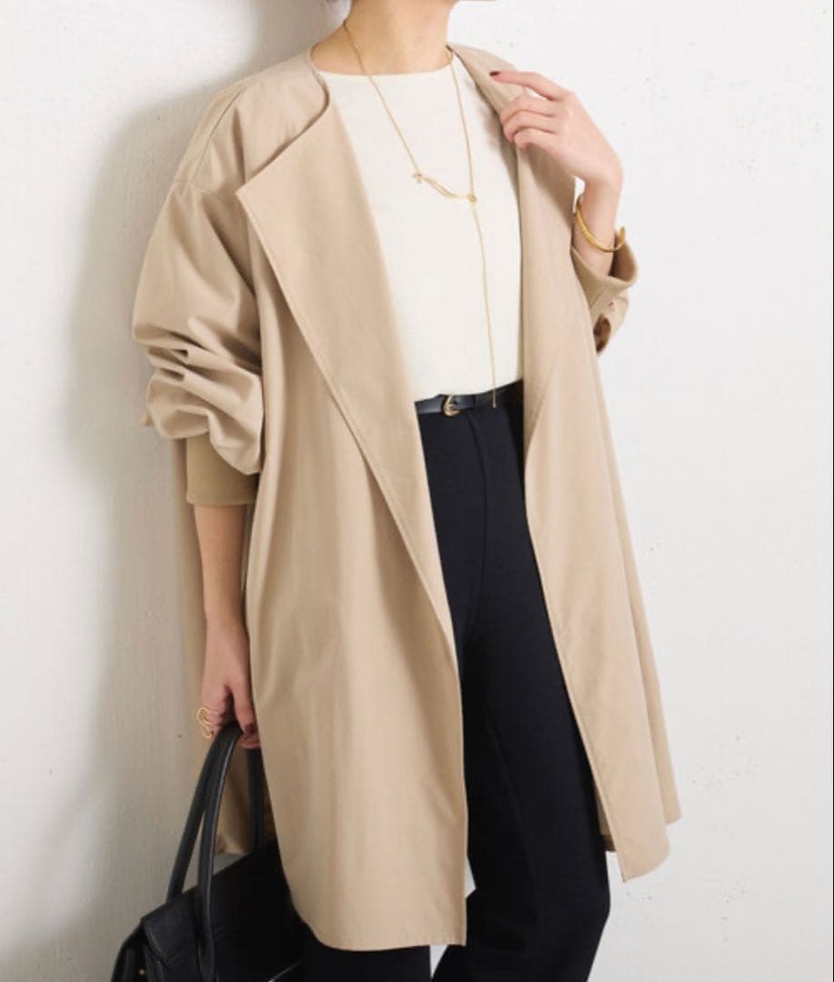 新品☆COLLAGE GALLARDAGALAN エアリーバックバルーンコート