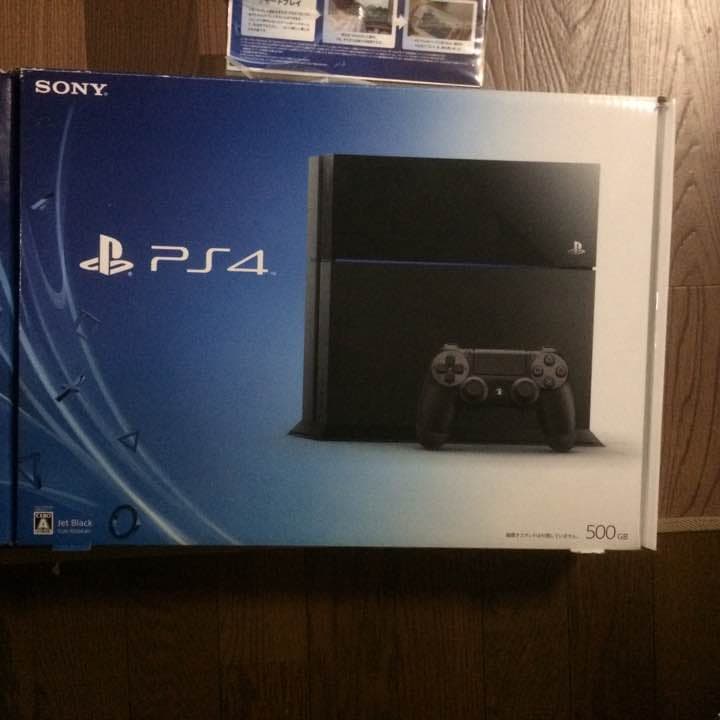 送料無料 PS4 本体 付属品全て有り