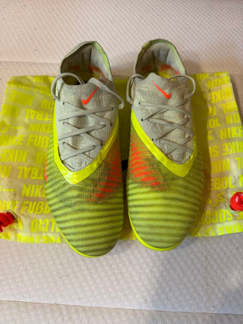 ファントム6 エリート AG 24.5cm