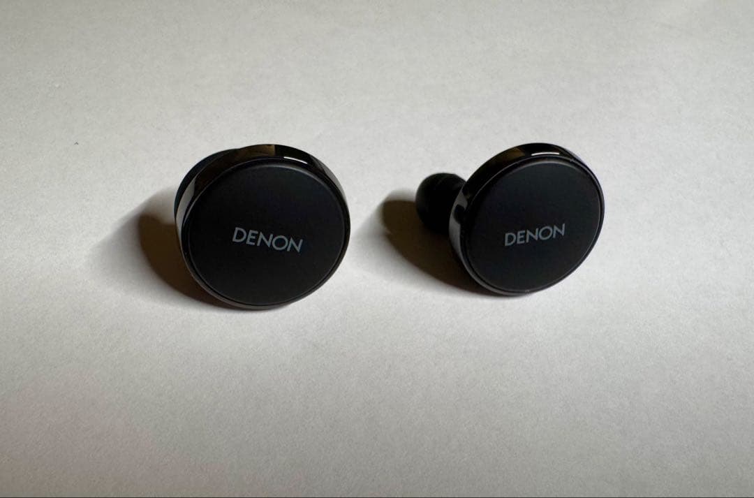 Denon PerL Pro 本体 + シリコンケース、ストラップ