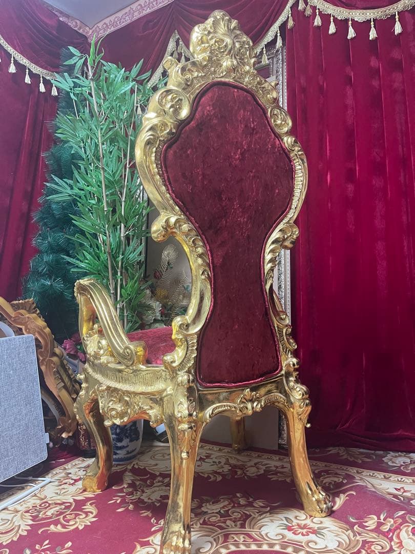 【ぷうちゃん14 ページ】撮影道具　王座　プリンス　王様椅子　豪華家具イス