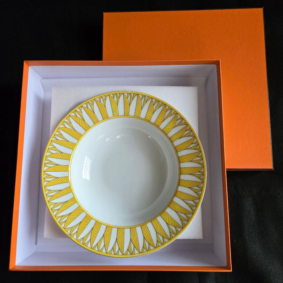 【欠けあり】HERMES パスタプレート 〈ソレイユ・ドゥ・エルメス〉
