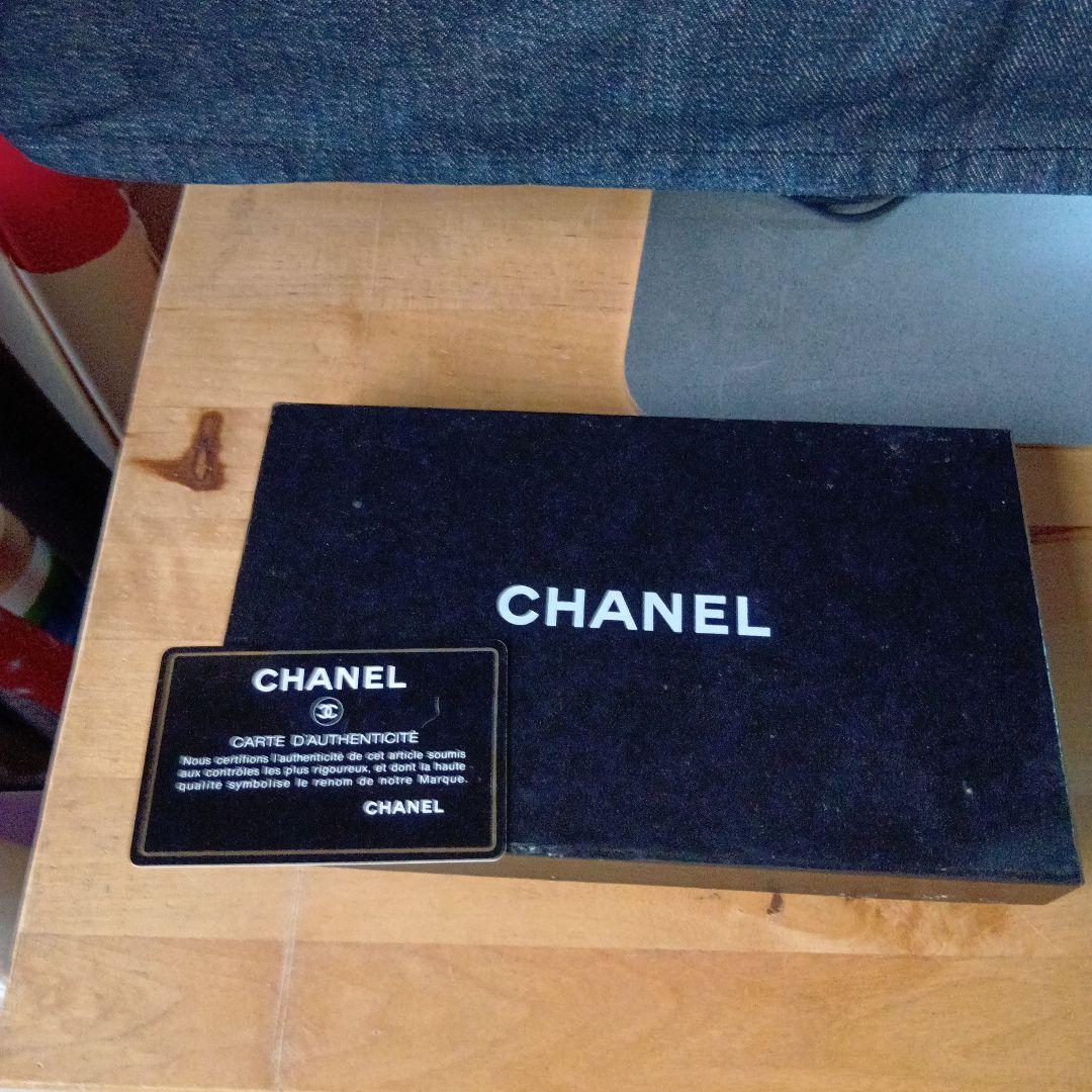 CHANEL レザー 長財布 レッド
