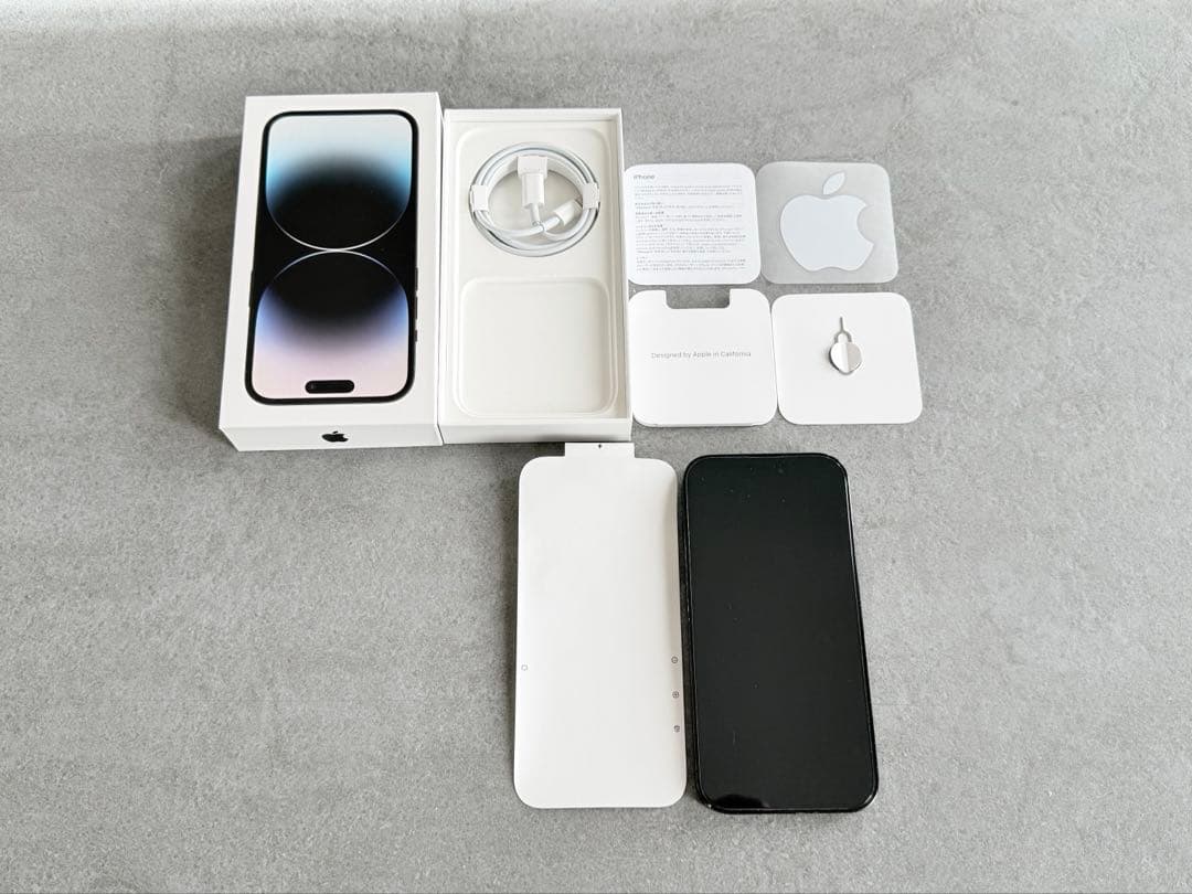 【極美品】Apple iPhone 14 Pro スペースブラック 128GB