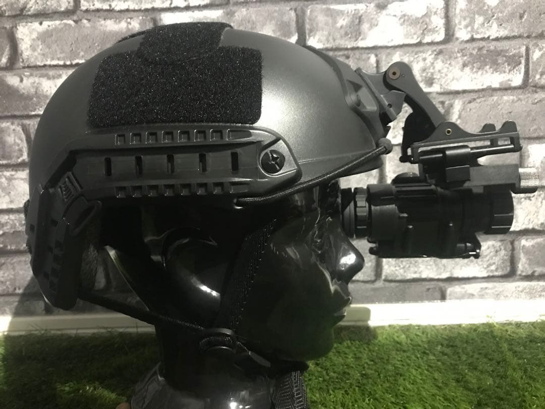 暗視ゴーグルセット　ヘルメット・マウント・ナイトビジョン・トルソーセット