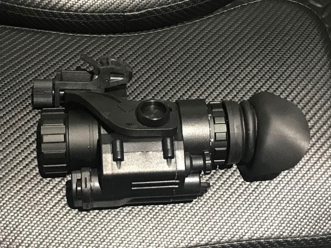 暗視ゴーグルセット　ヘルメット・マウント・ナイトビジョン・トルソーセット