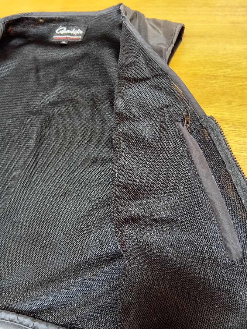 がまかつ　Gamakatsu フィッシングベスト 全シーズン型 鍵落下防止対策