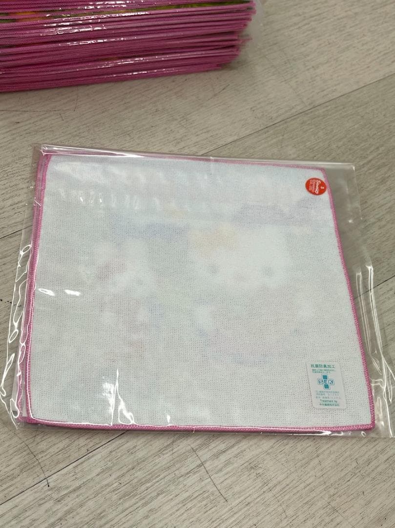 希少 当時物 ハローキティ プチタオル 2種×50 春がきた ドングリ 04年