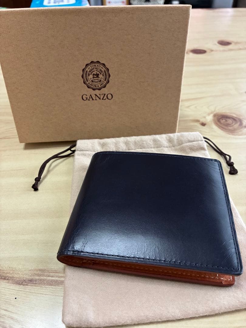 GANZO シンブライドルレザー　ネイビー 二つ折り財布