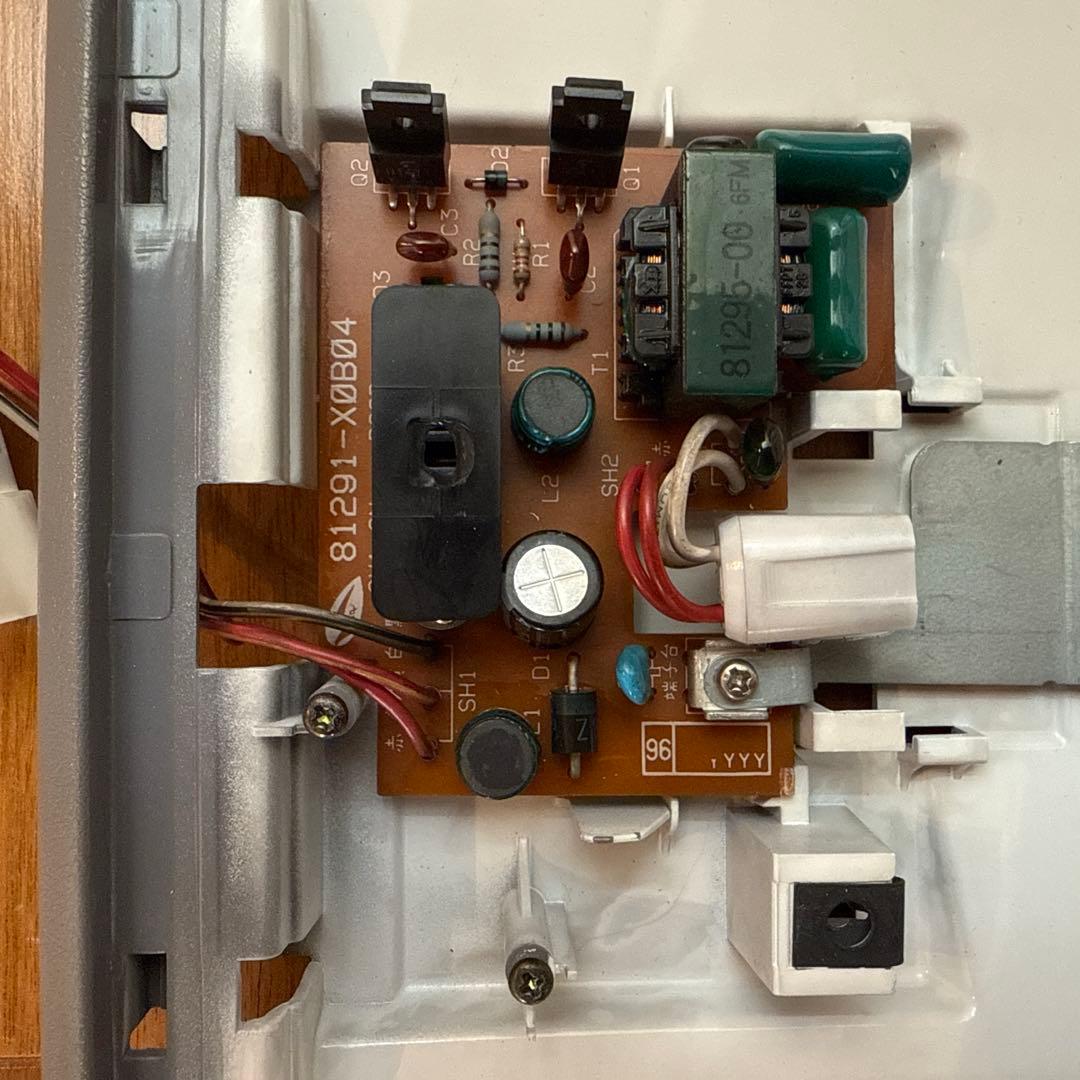 ハイエース100系 純正ルームランプ