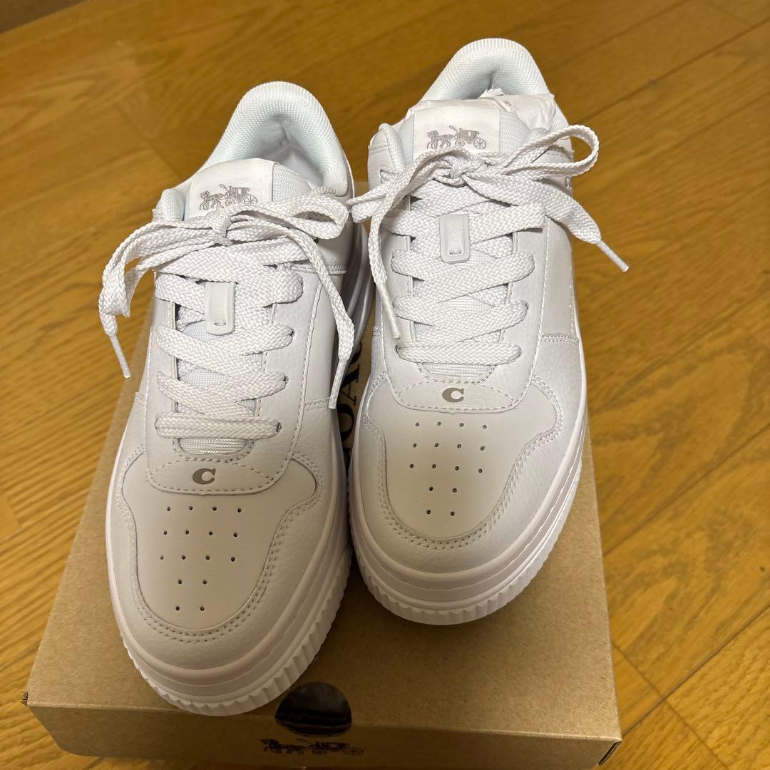 COACHスニーカー24センチ 新品未使用