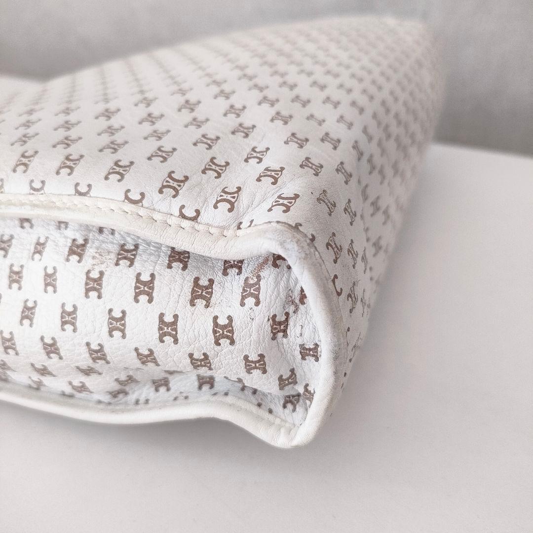 希少♡　CELINE 　マカダム　ロゴプリント レザー　クラッチバッグ　白