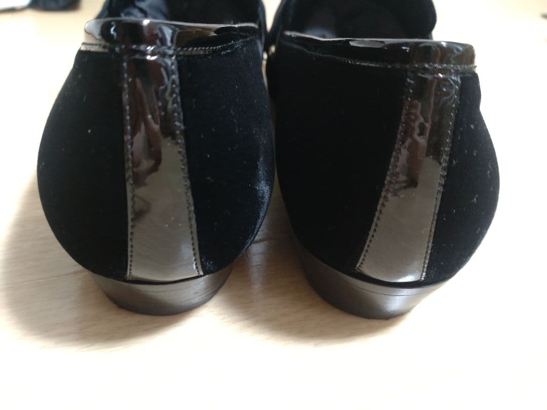 ドゥロワーSaint Laurent ブラック フラットシューズ