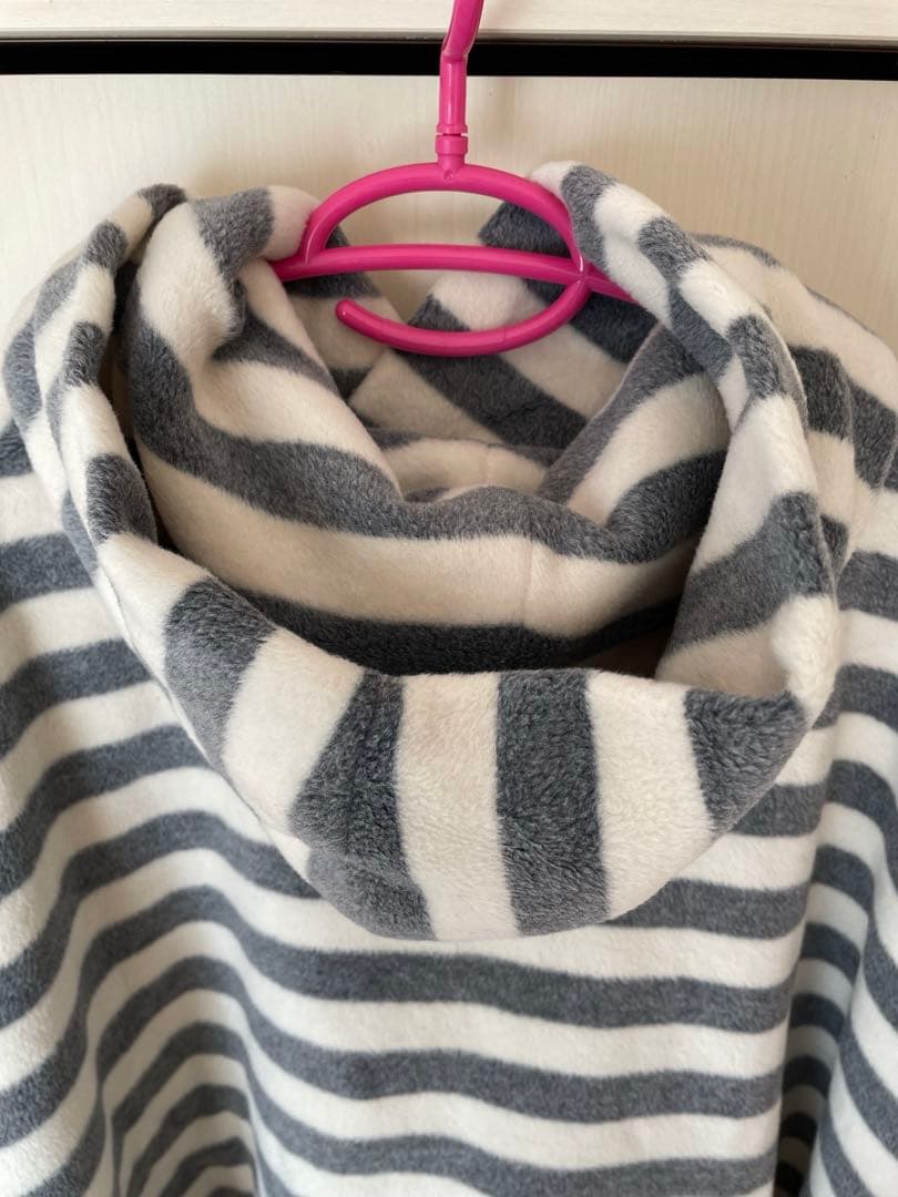 専用です。gomme／パーカーポンチョ