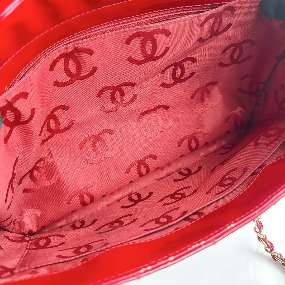 シャネル チョコバー チェーン トート ショルダー バッグ パテント エナメル