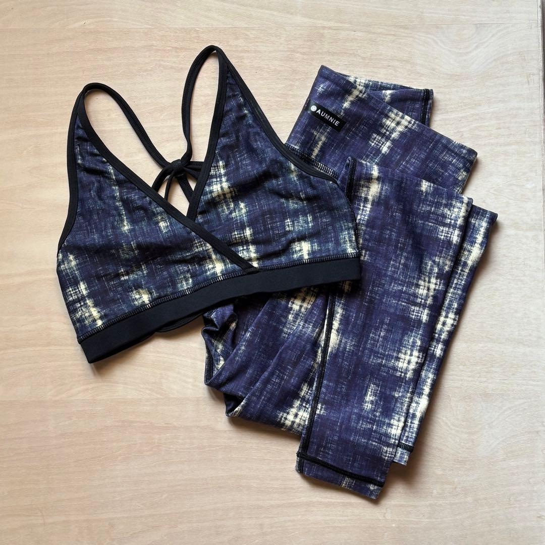 M相当【極美品】AUMNIEアムニー トップス レギンス上下セット ネイビー