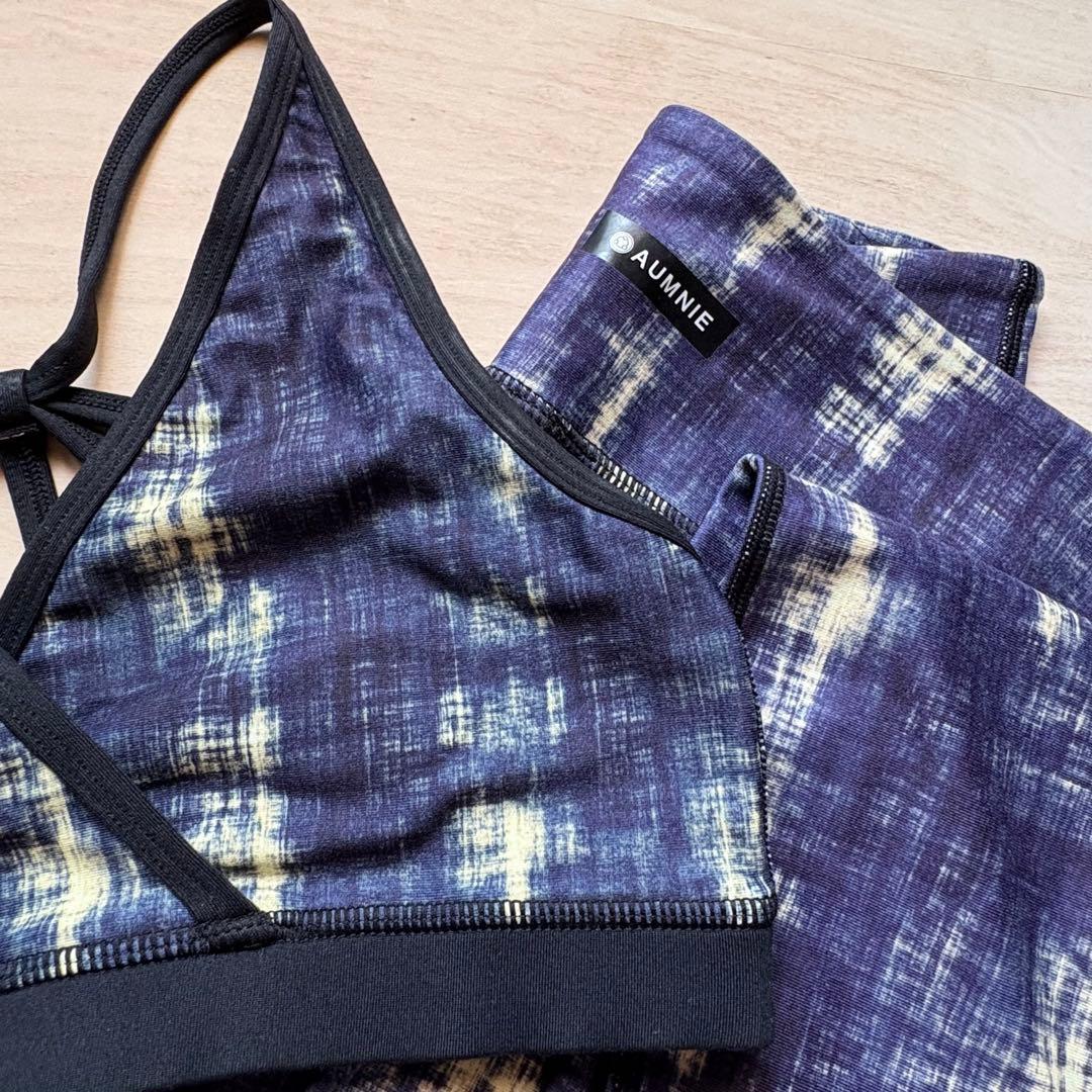 M相当【極美品】AUMNIEアムニー トップス レギンス上下セット ネイビー