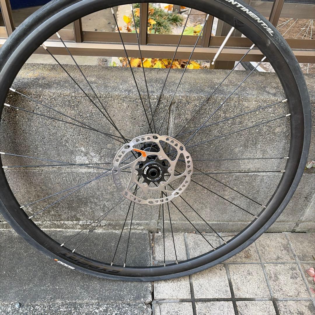 EXPERT SL タイヤ、スプロケ付き