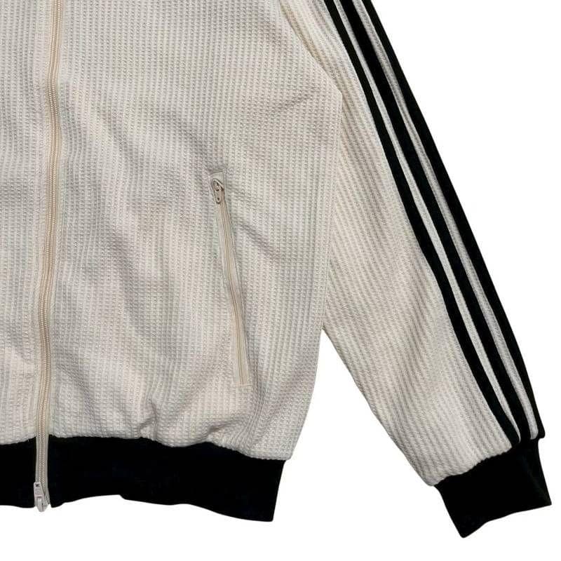 2370 adidas ワッフル クラシック トラックトップ ワンダーホワイト