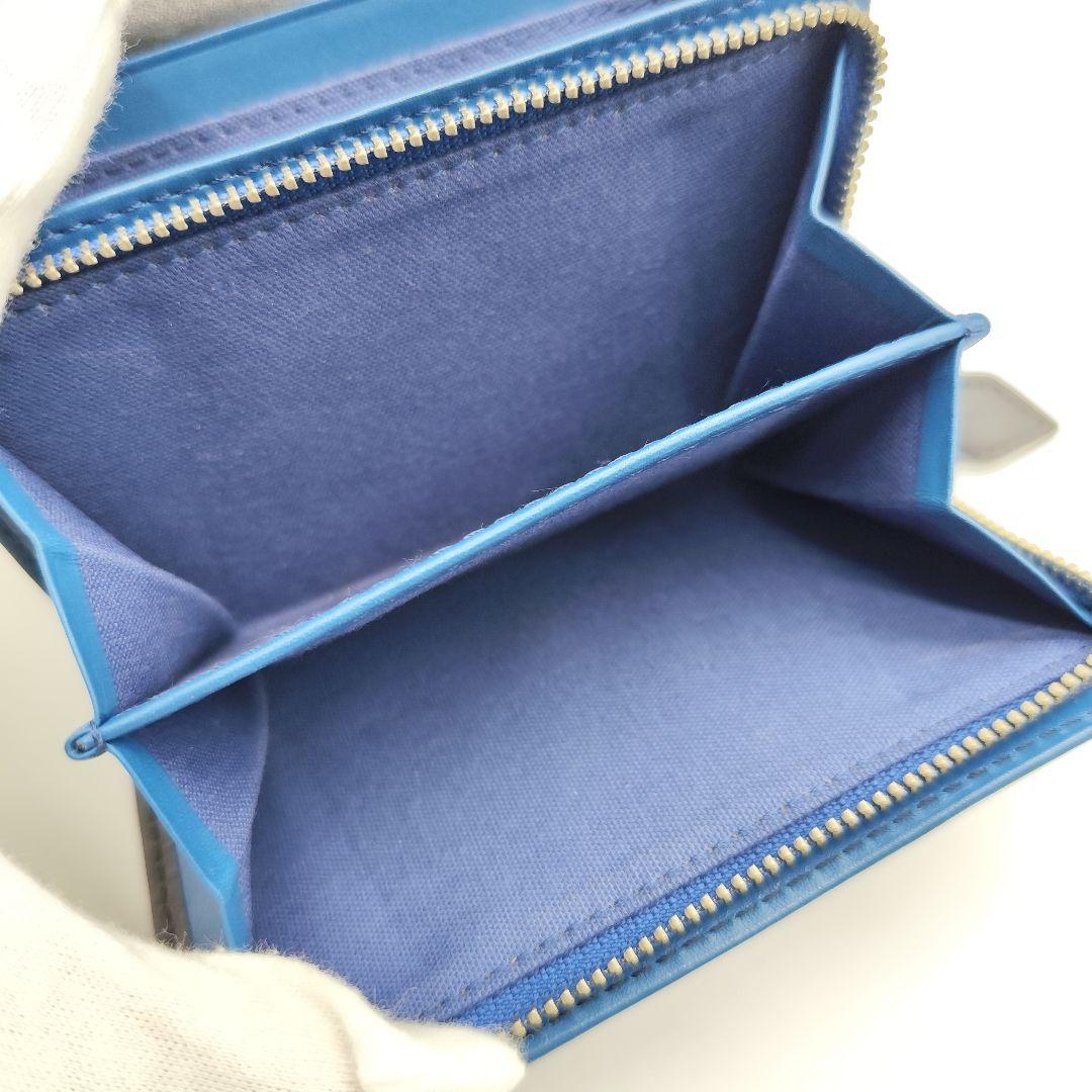 Vivienne Westwood 二つ折り財布 オーブ 型押し 黒 ブルー