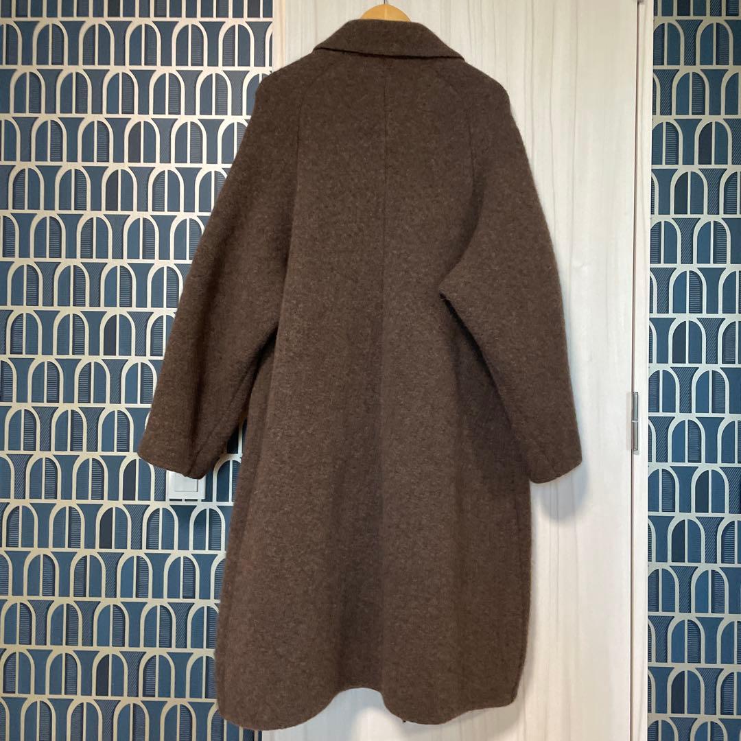 ポプティックのチェスターコート