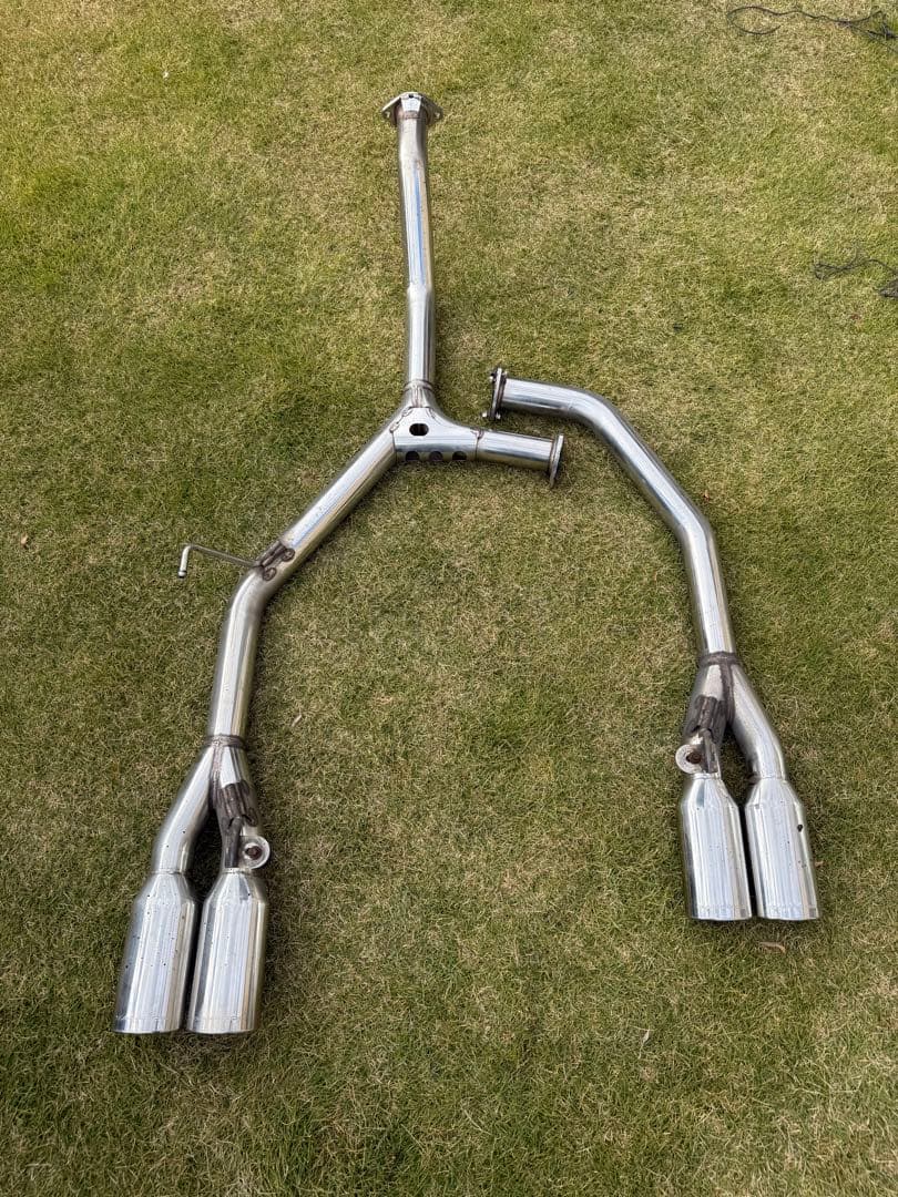 ガナドール　GANADOR E51 エルグランド　4本出しマフラー