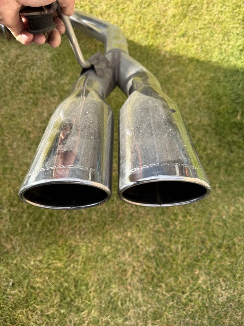 ガナドール　GANADOR E51 エルグランド　4本出しマフラー